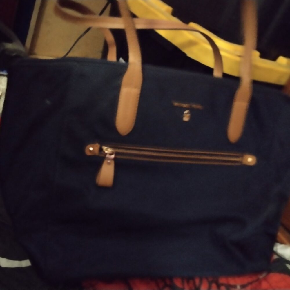 +++Michael kors+++ - Picture 3 of 7